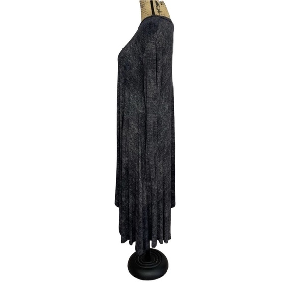 BOUTIQUE Asymmetrical Hem Tunic Boho Acid Wash Tunic Size Small Navy - Picture 10 of 12